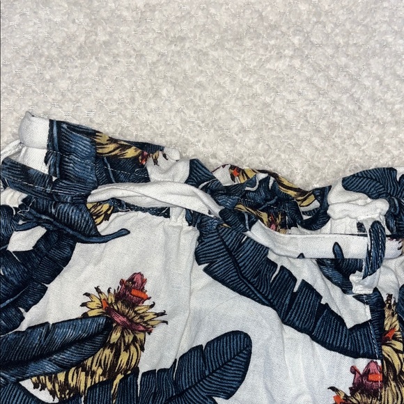 Desmond & Dempsey H&M Women Shorts Linen Blend Tropical Print Blue White Size 10 - Picture 9 of 9